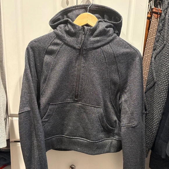 lululemon athletica Tops - Women’s lululemon cropped scuba hoodie